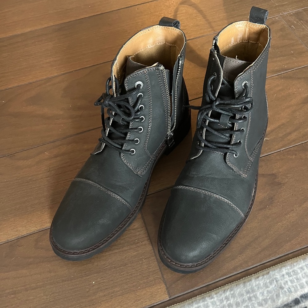 Men’s Docker Boots, size 10